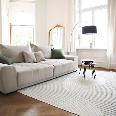 Palais Passy~Design Suite Mit Ausblick Im Zentrum Wiesbaden Exteriér fotografie
