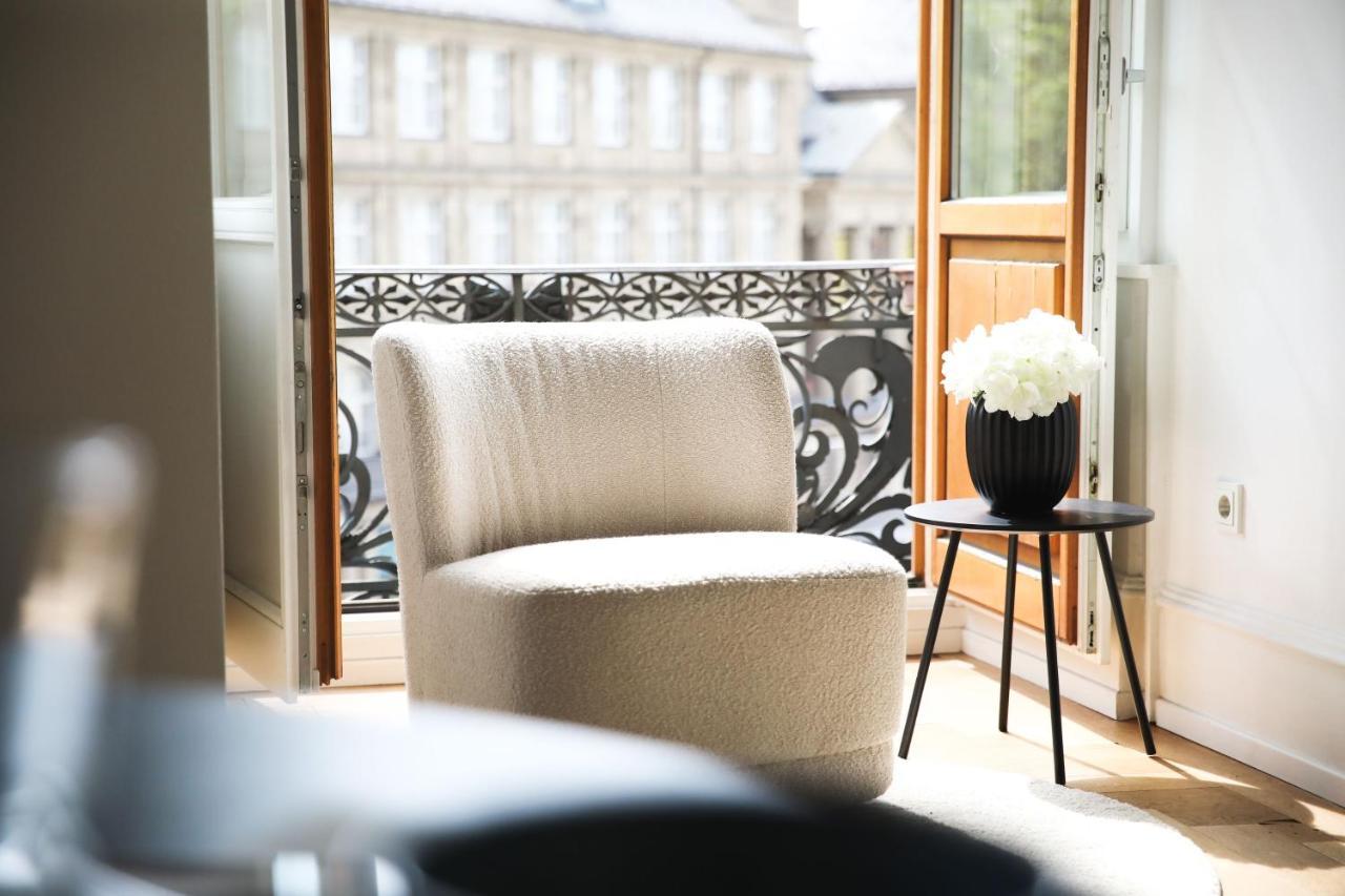 Palais Passy~Design Suite Mit Ausblick Im Zentrum Wiesbaden Exteriér fotografie