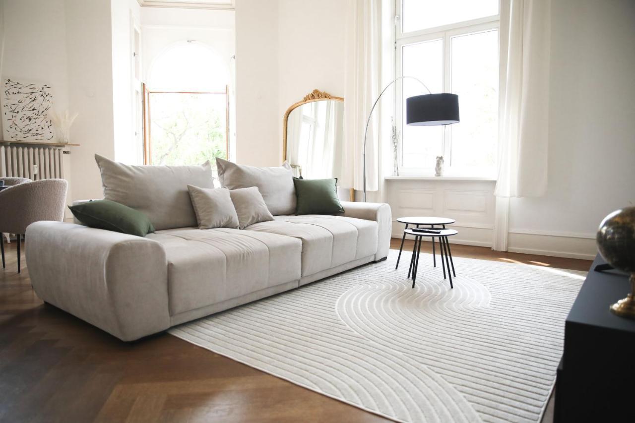 Palais Passy~Design Suite Mit Ausblick Im Zentrum Wiesbaden Exteriér fotografie